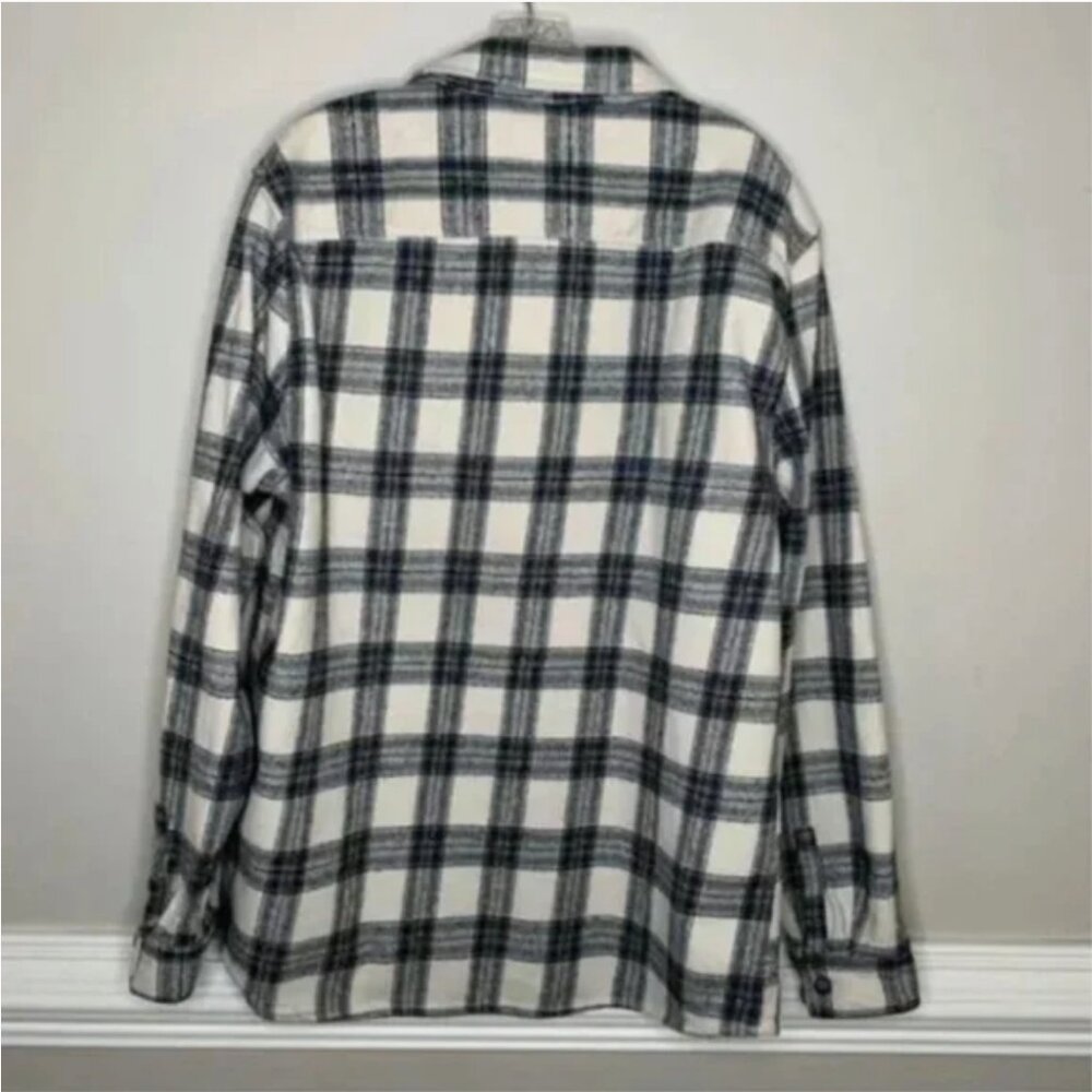 River Island Plaid White and Black Shacket with front snaps Size XL - Picture 4 of 7